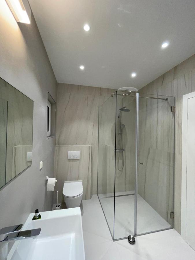 Apartment Rahat Ližnjan Εξωτερικό φωτογραφία